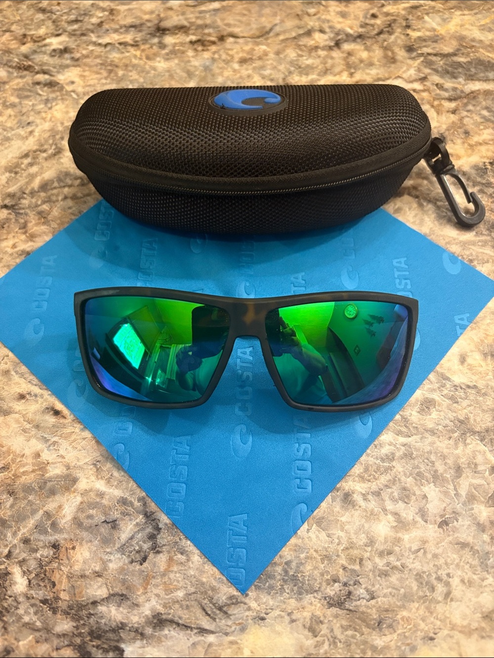 Costa Women's Sunglasses with Green Lens & Tortoise Shell Frame